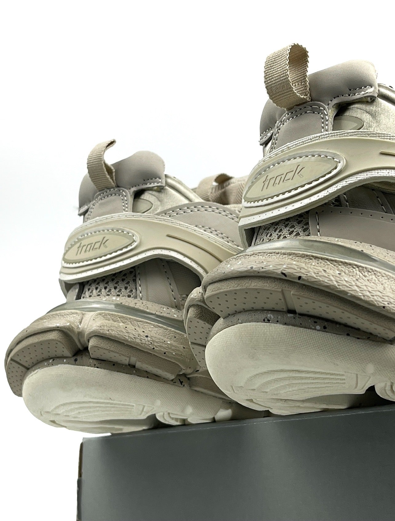 BALENCIAGA TRACK DRIPLOCKER.BG