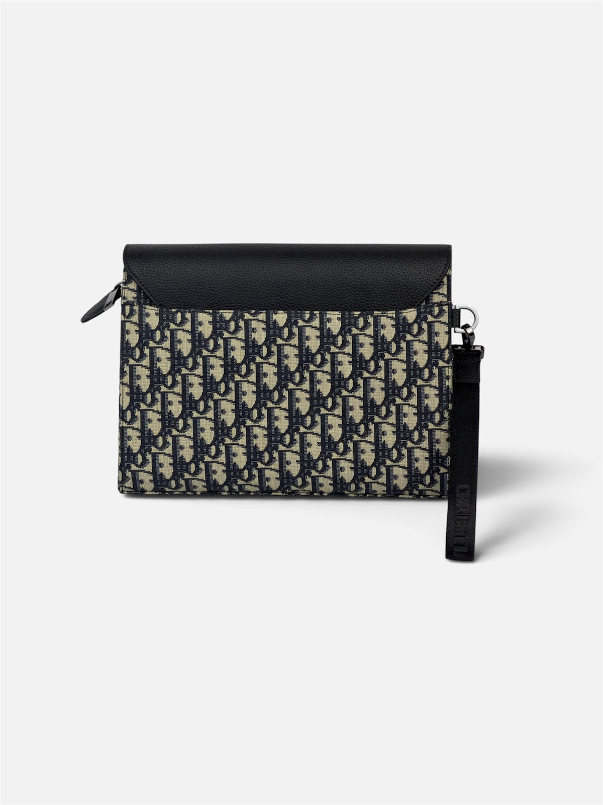 Monogram Pochette