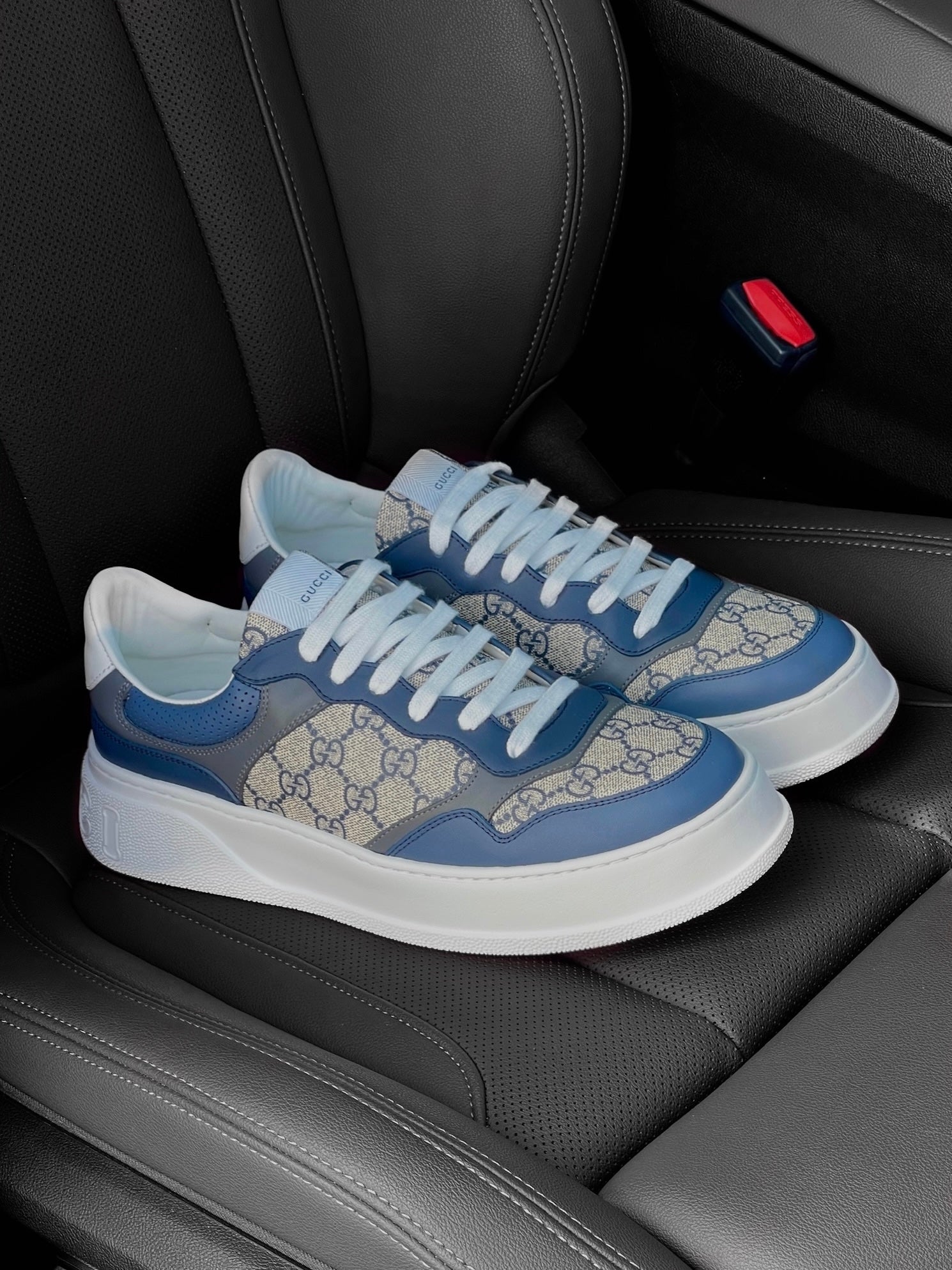 Adidași Gucci