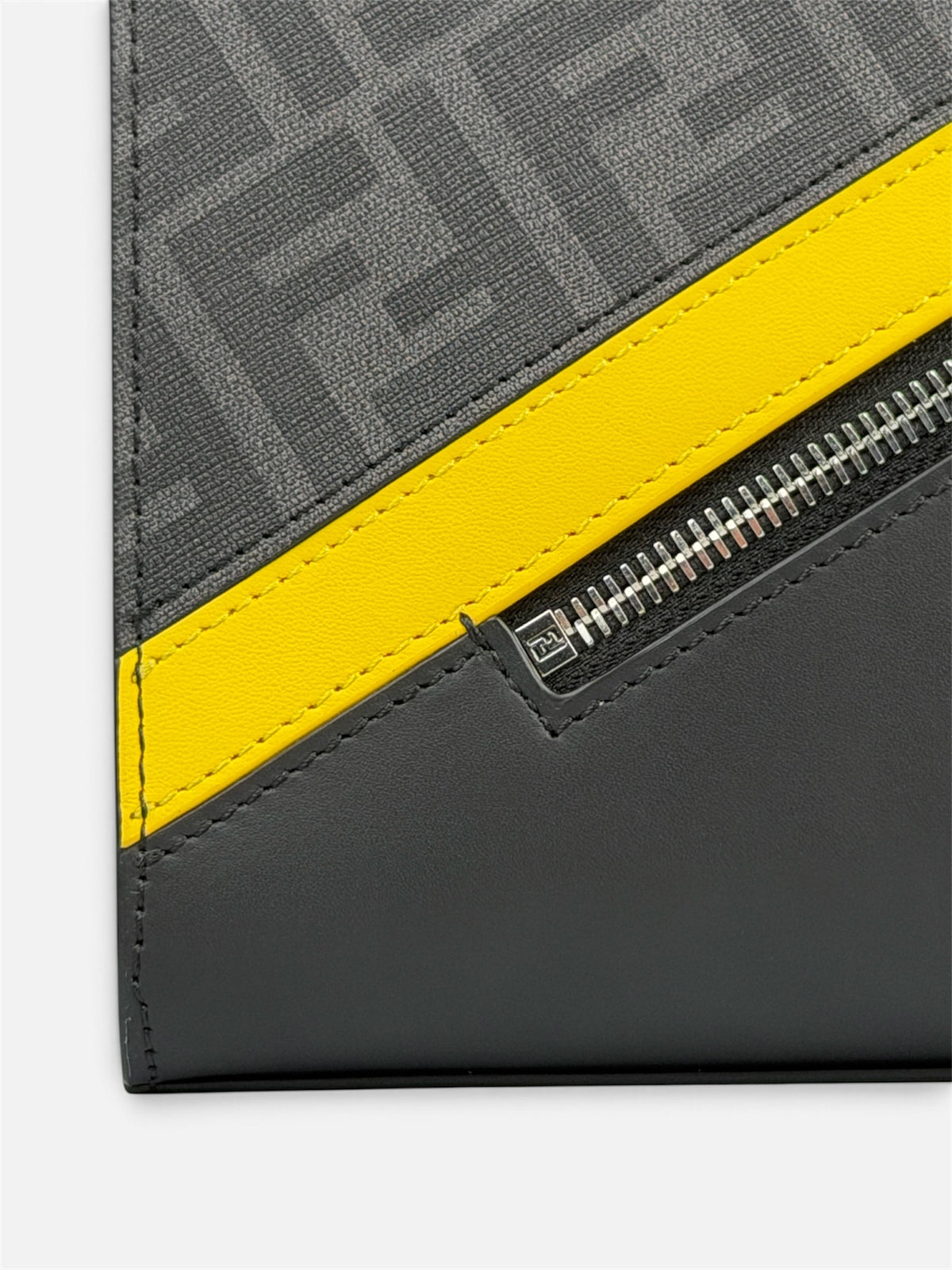 FF Monogram Pochette