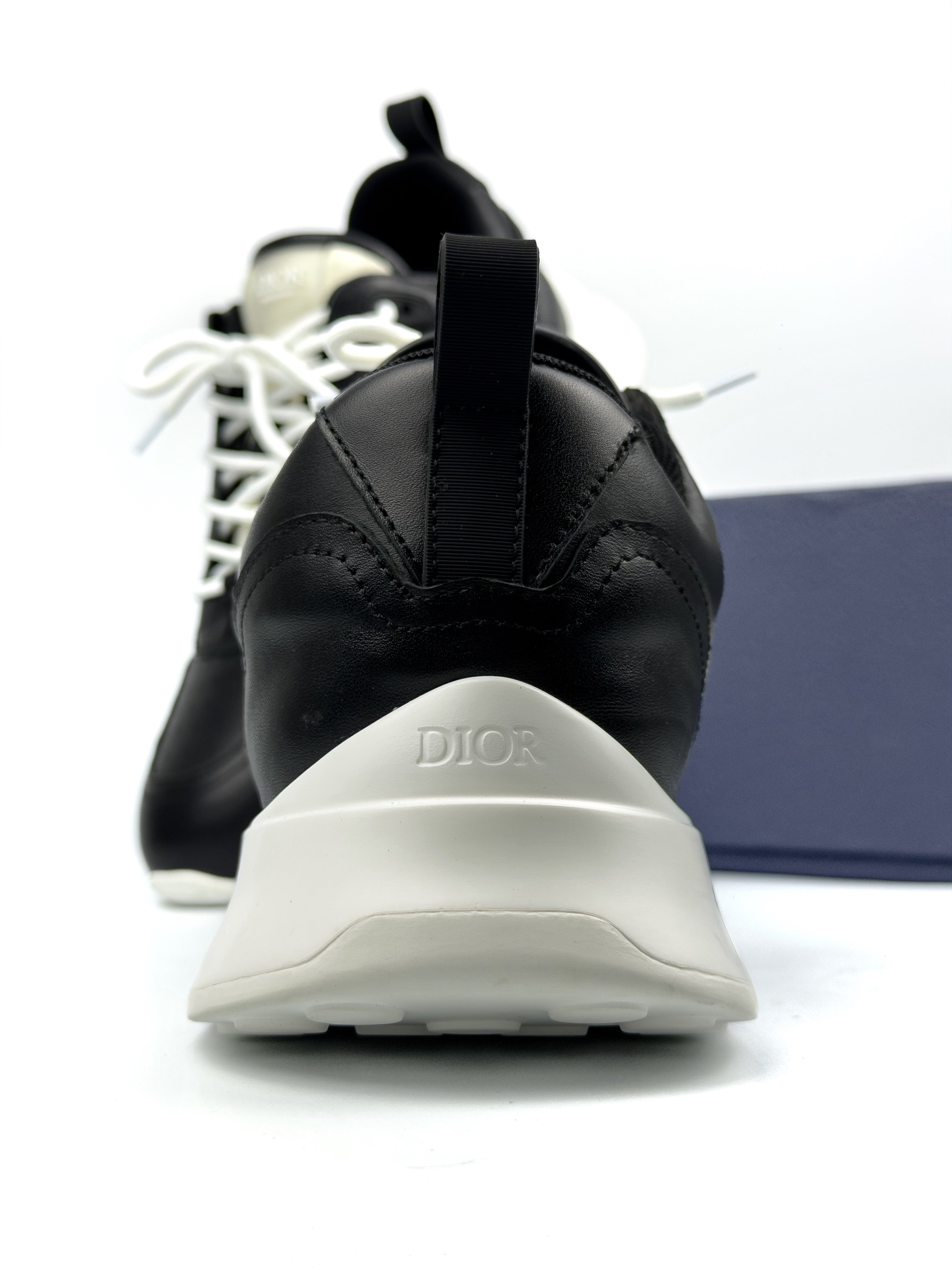 Dior B25
