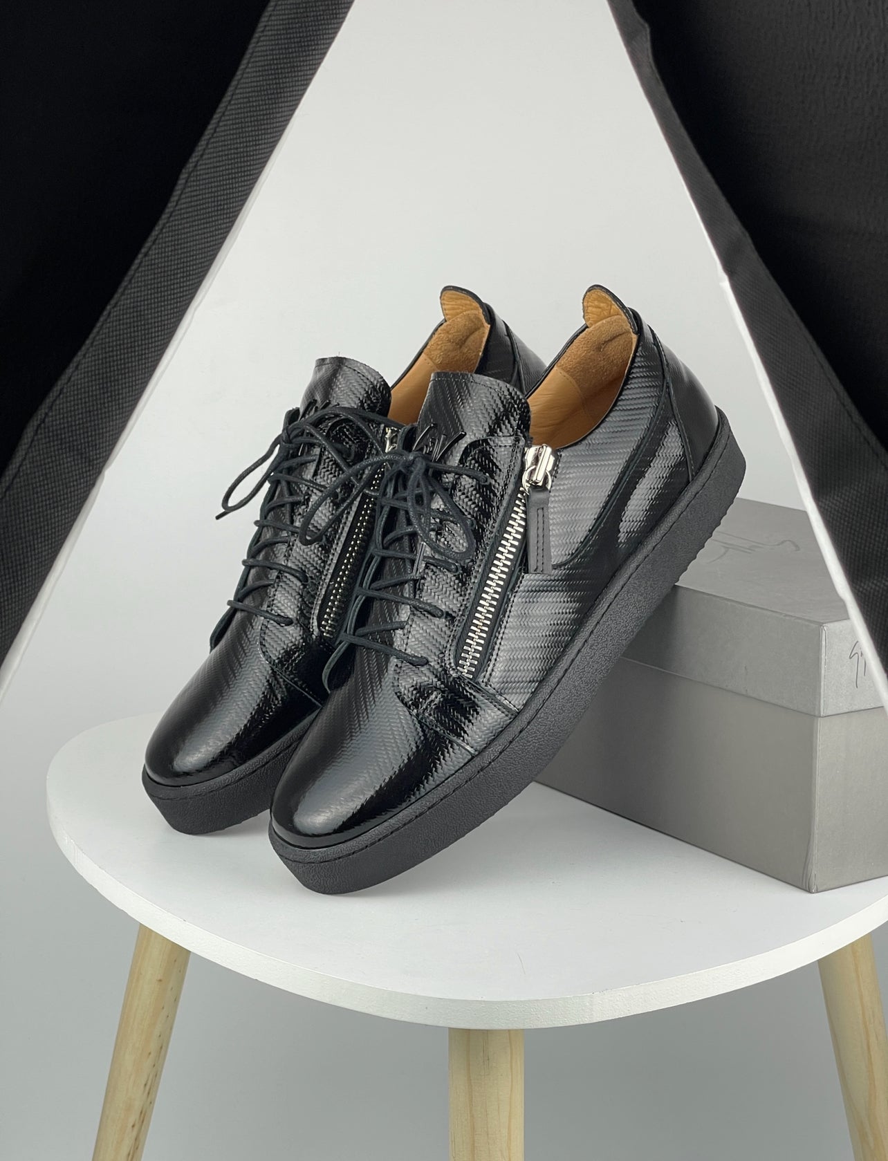 GIUZEPPE ZANOTTI DRIPLOCKER.BG