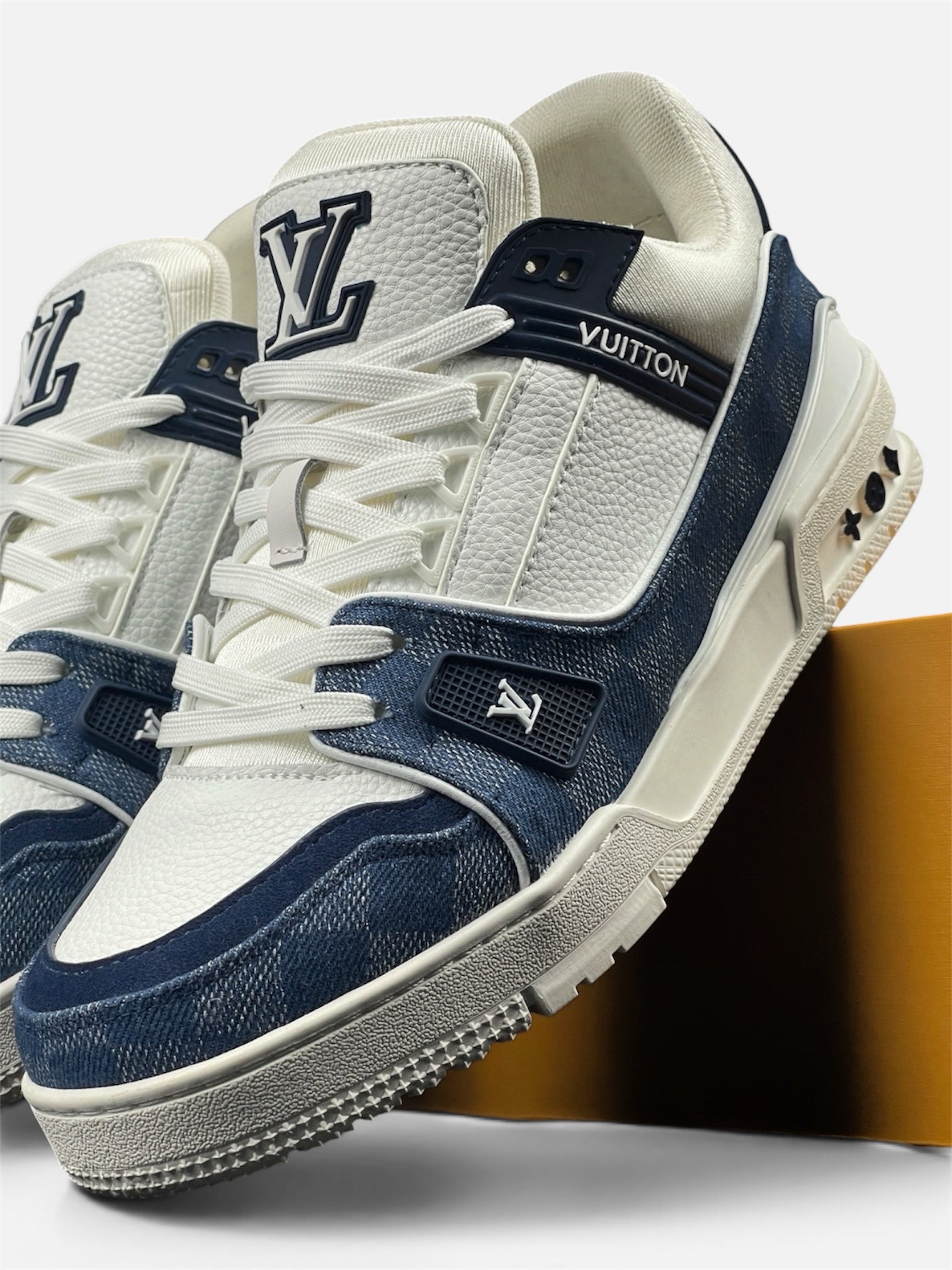 LV Trainer