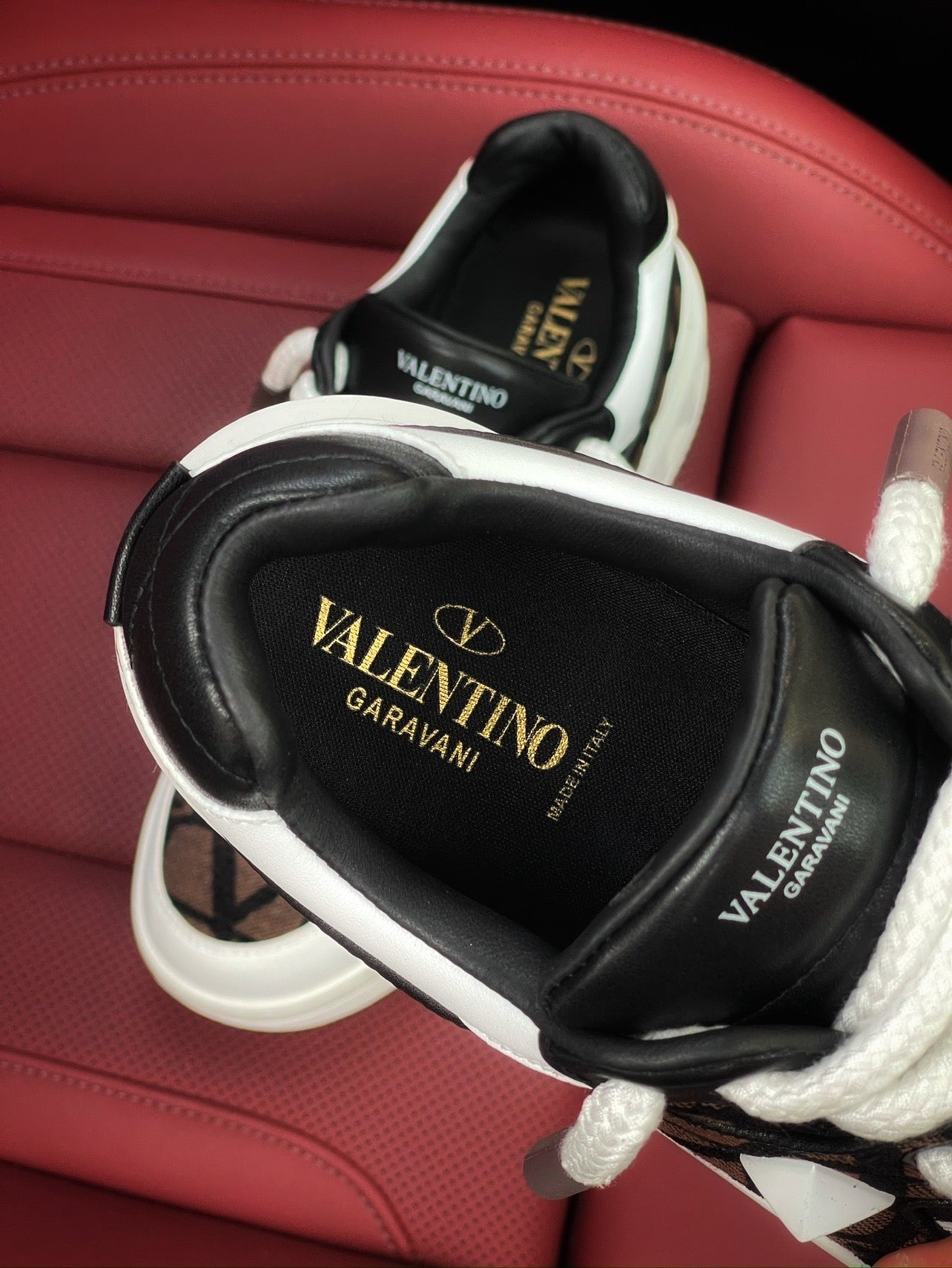 Valentino One Stud
