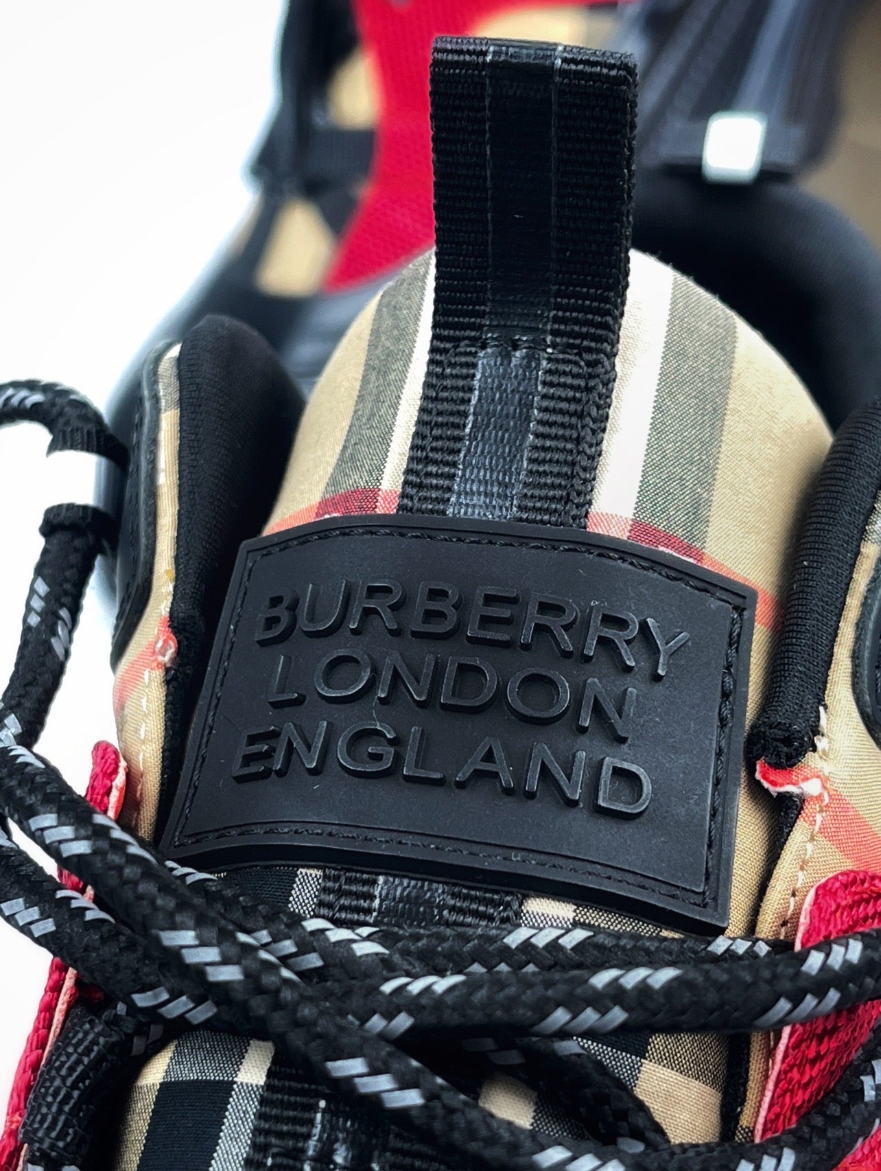 Burberry Arthur
