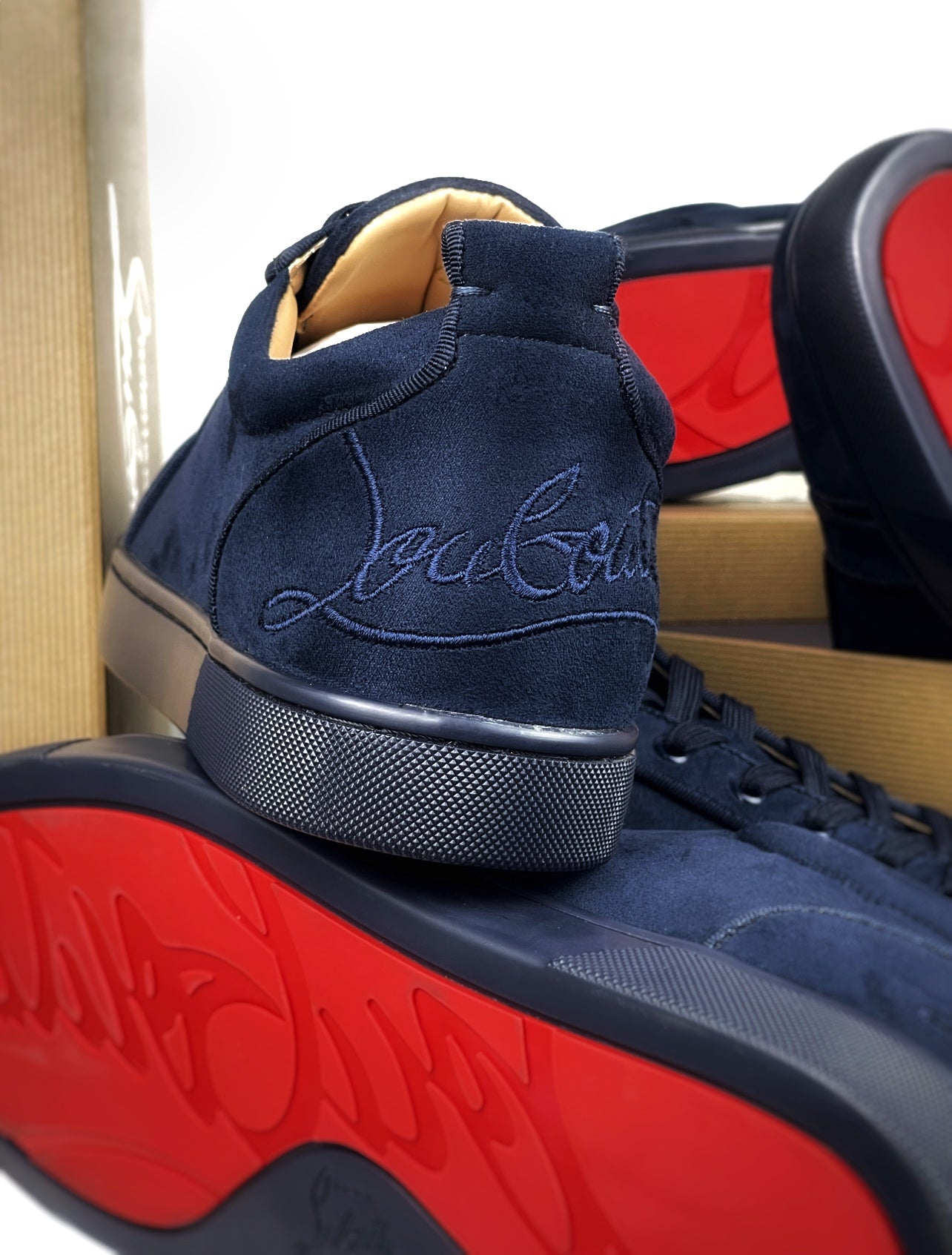 Louboutin Albastru Marin