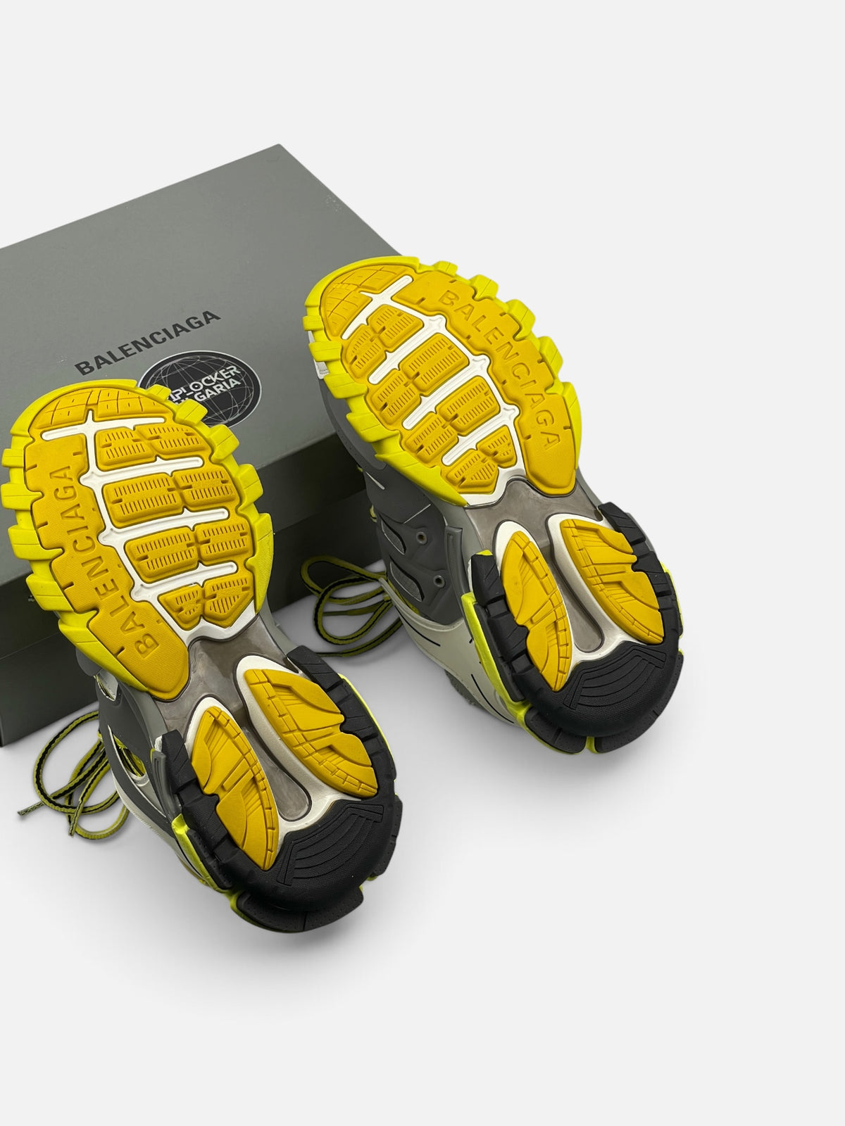 BALENCIAGA TRACK