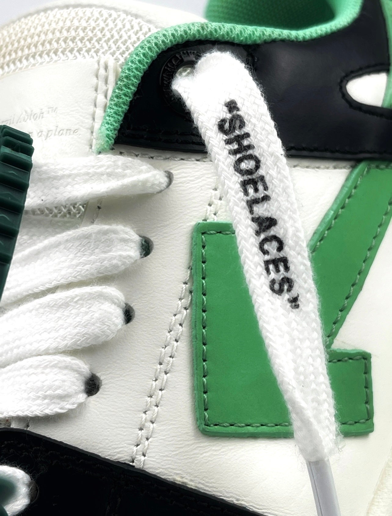 OFF-WHITE OUT OF OFFICE DRIPLOCKER.BG