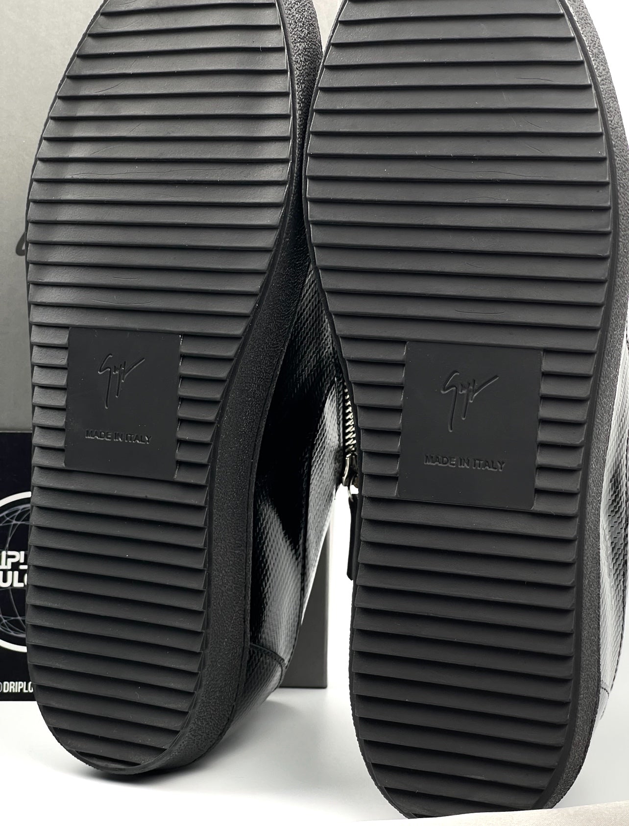 GIUZEPPE ZANOTTI DRIPLOCKER.BG