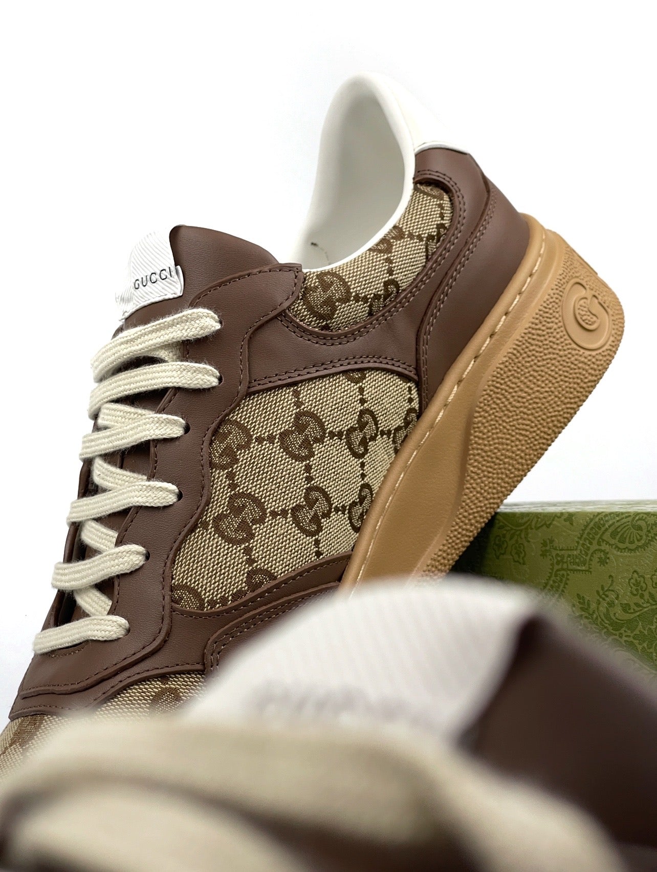 Adidași Gucci