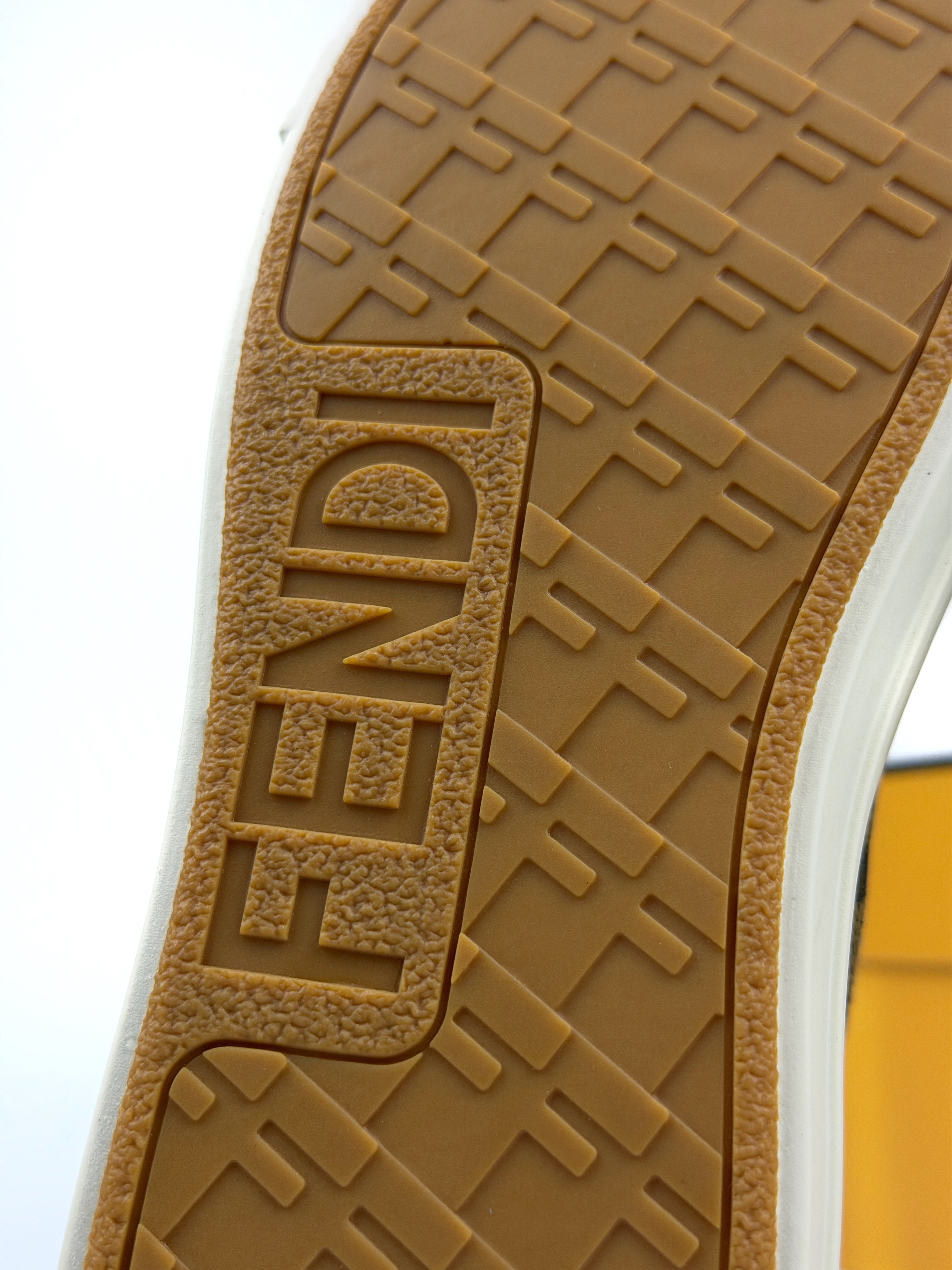 Fendi Domino