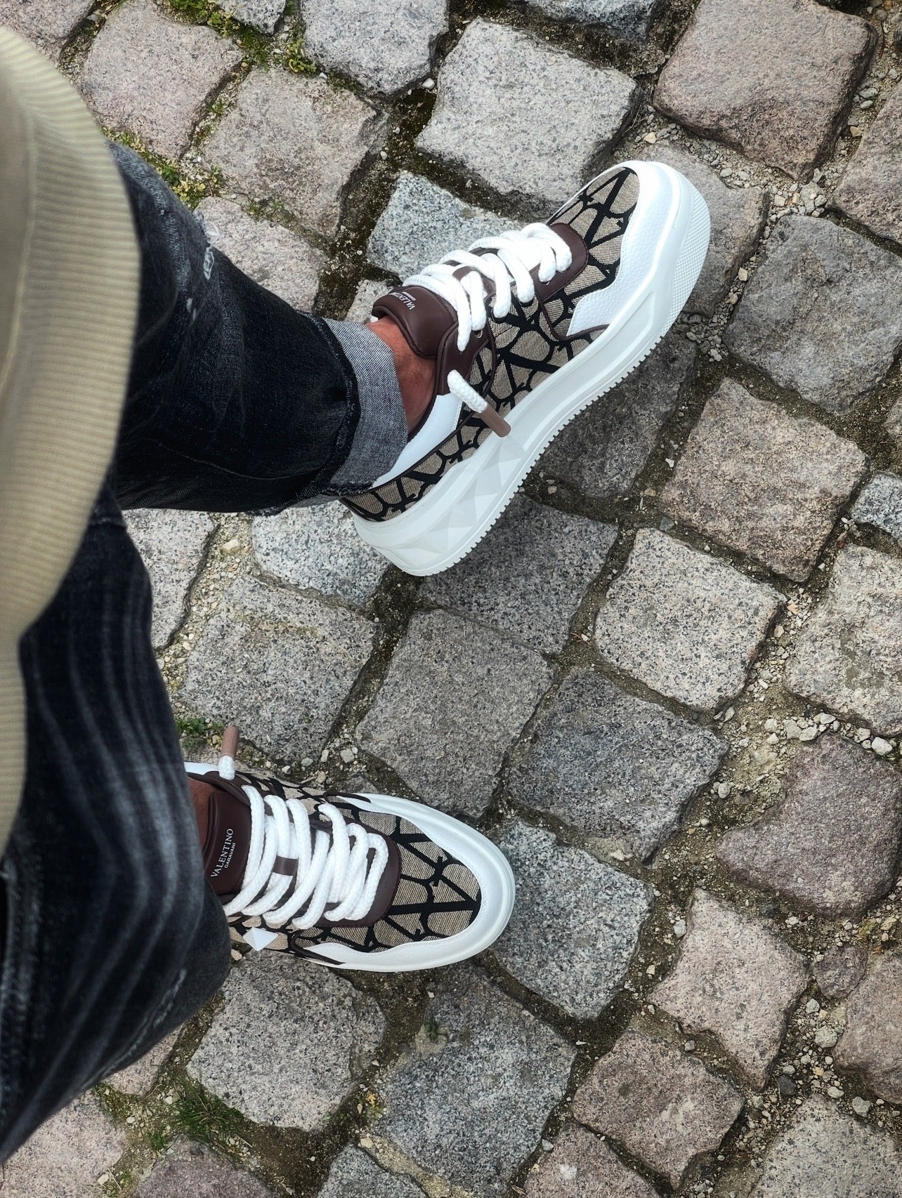 Valentino One Stud