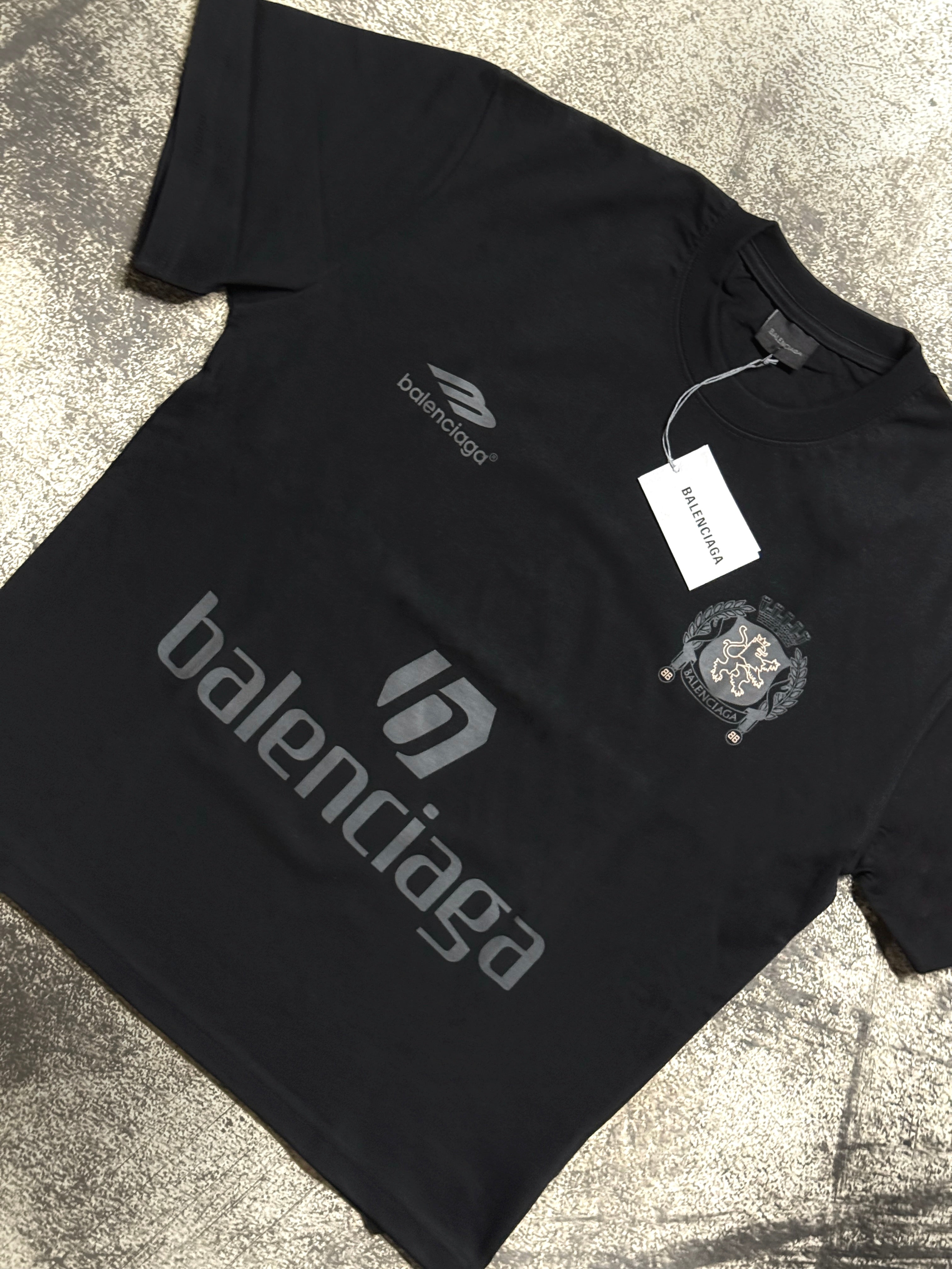 Tricou Balenciaga