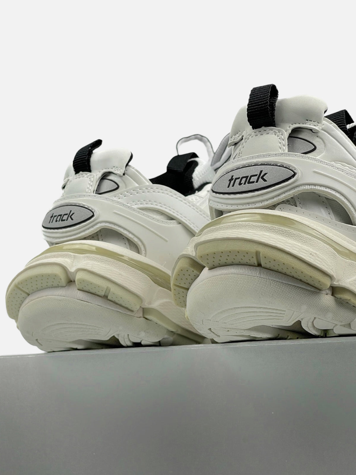 BALENCIAGA TRACK