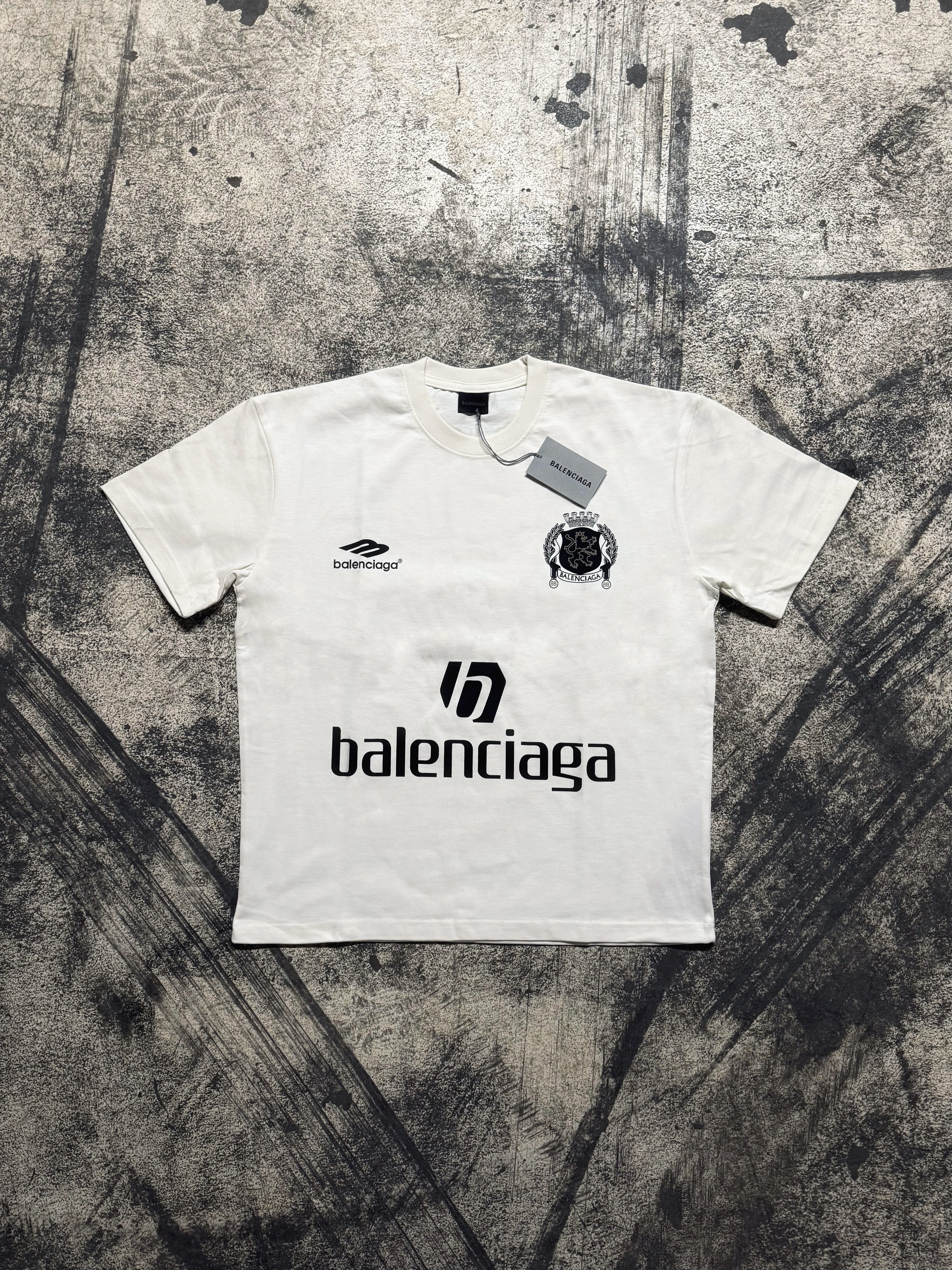 Tricou Balenciaga
