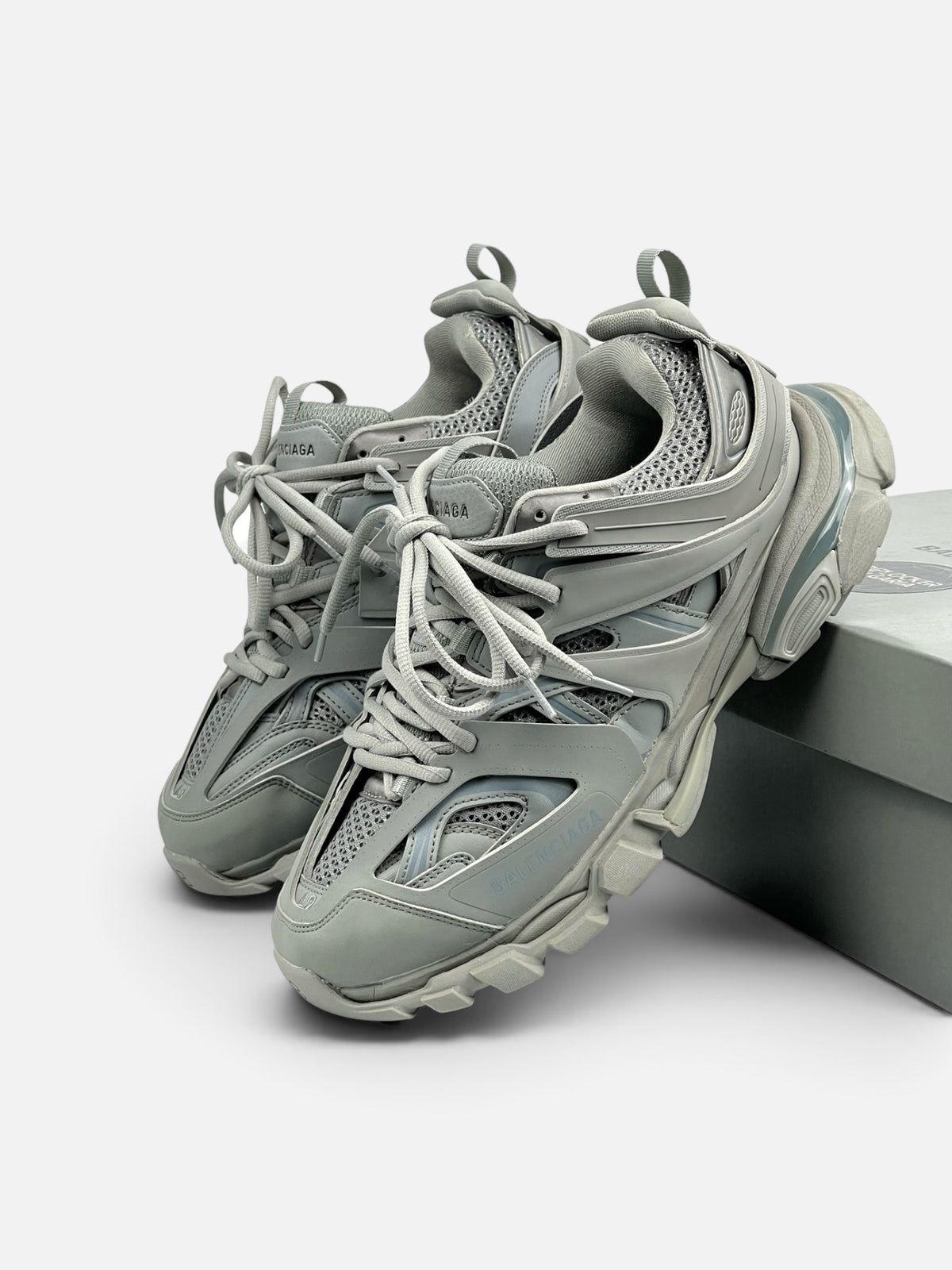 Balenciaga Track сиви