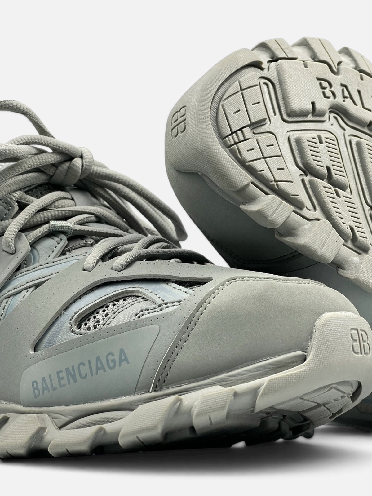 Balenciaga Track сиви