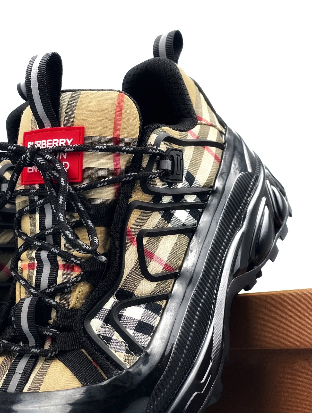 Burberry Arthur