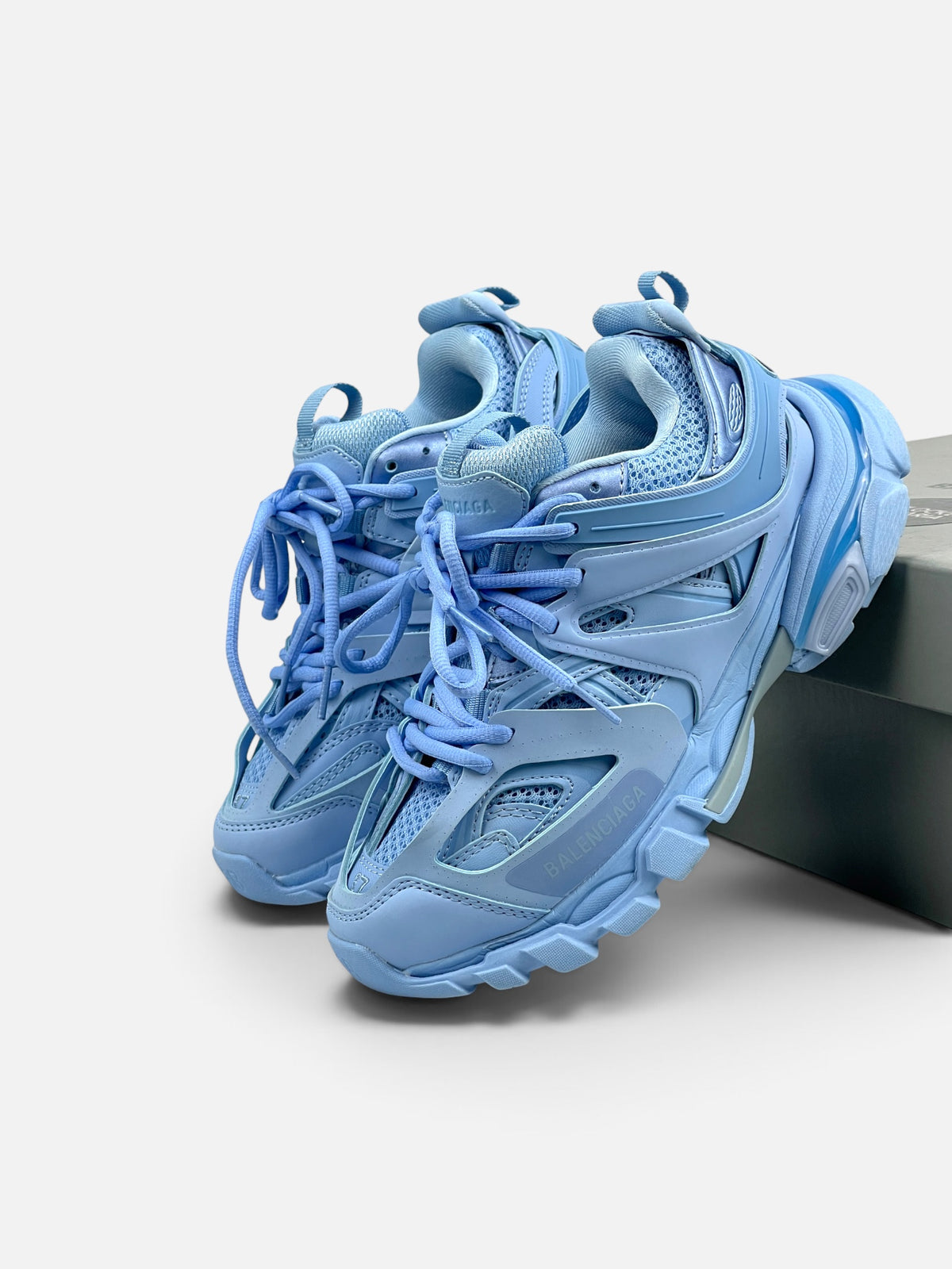 BALENCIAGA TRACK