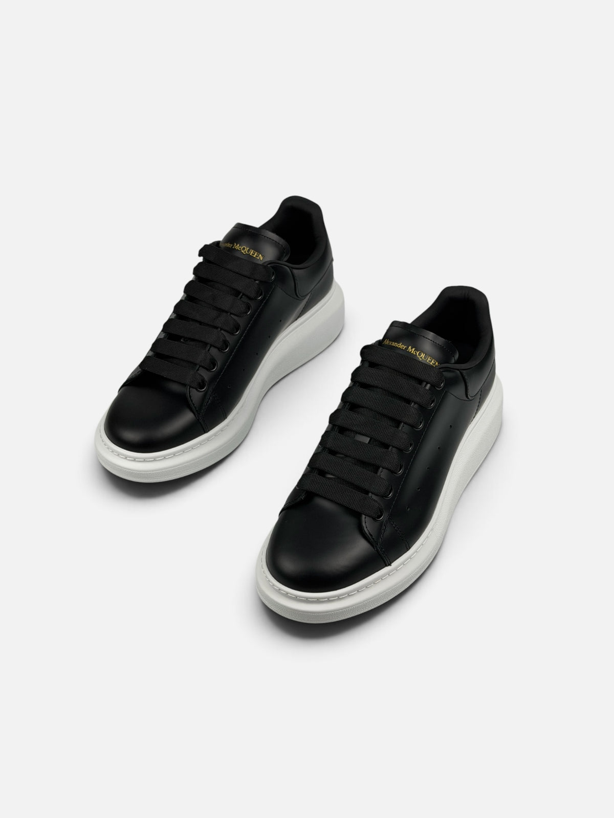 Oversized Sneaker In Black