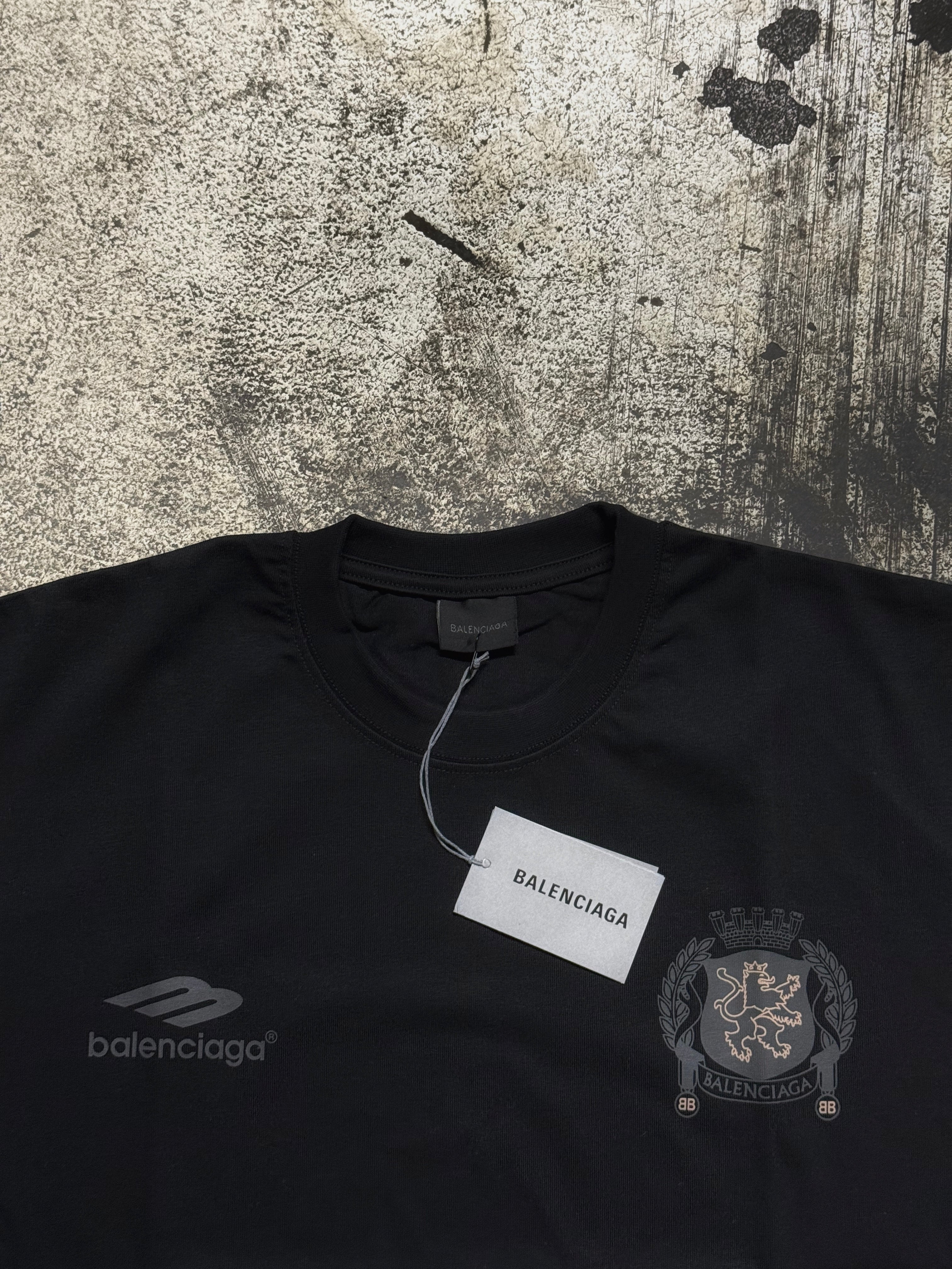 Tricou Balenciaga