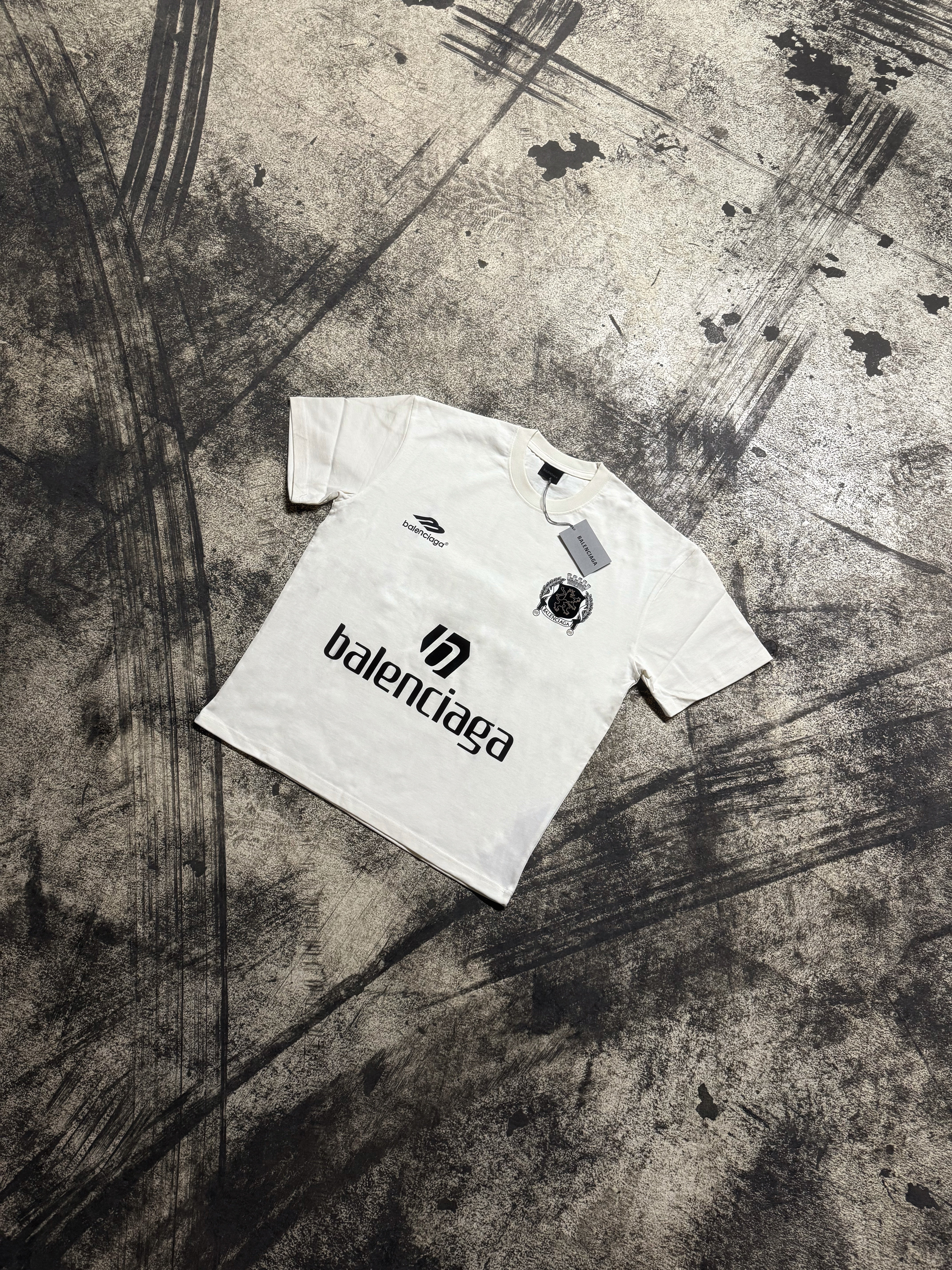 Tricou Balenciaga