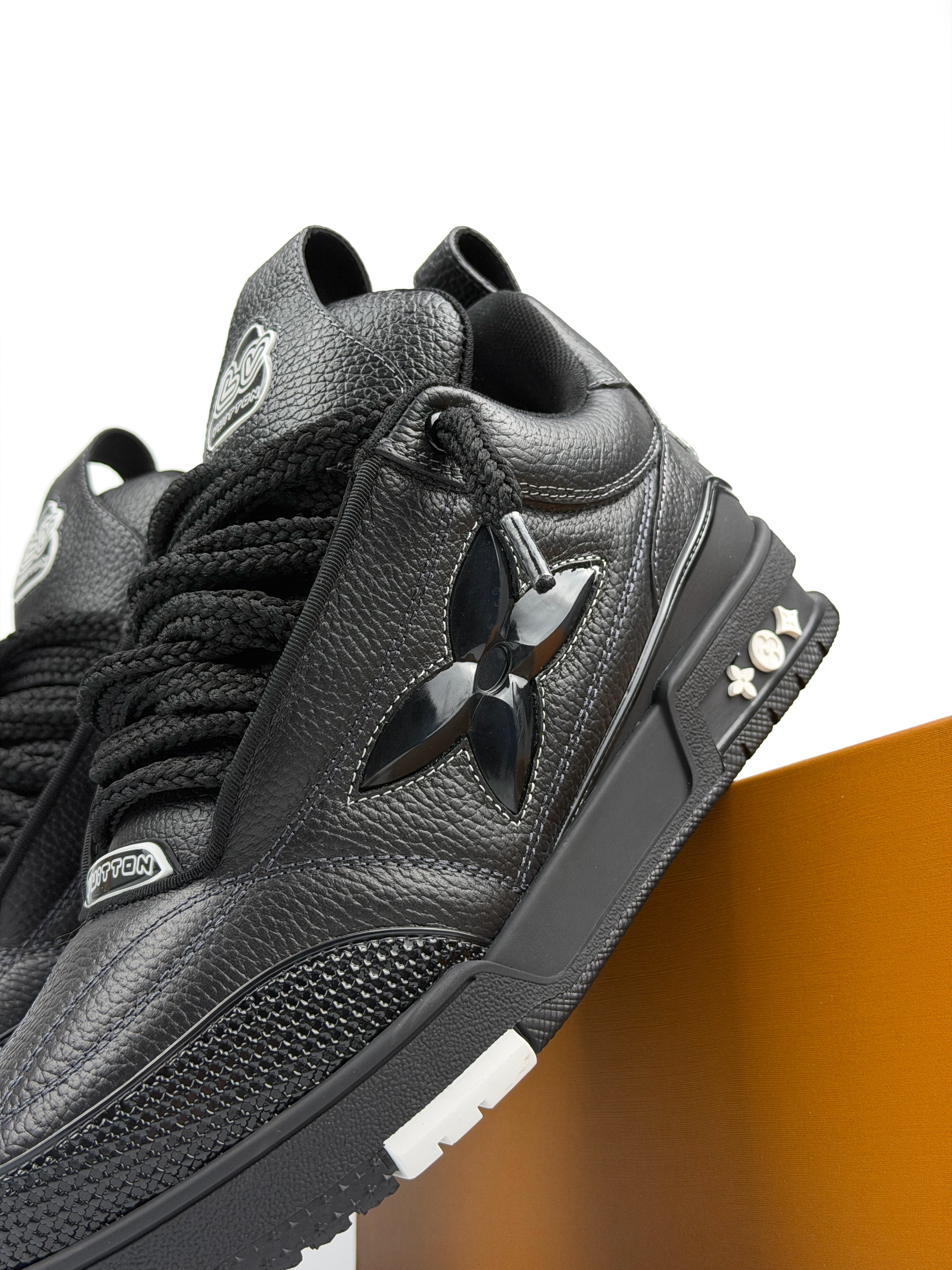 LV Skate