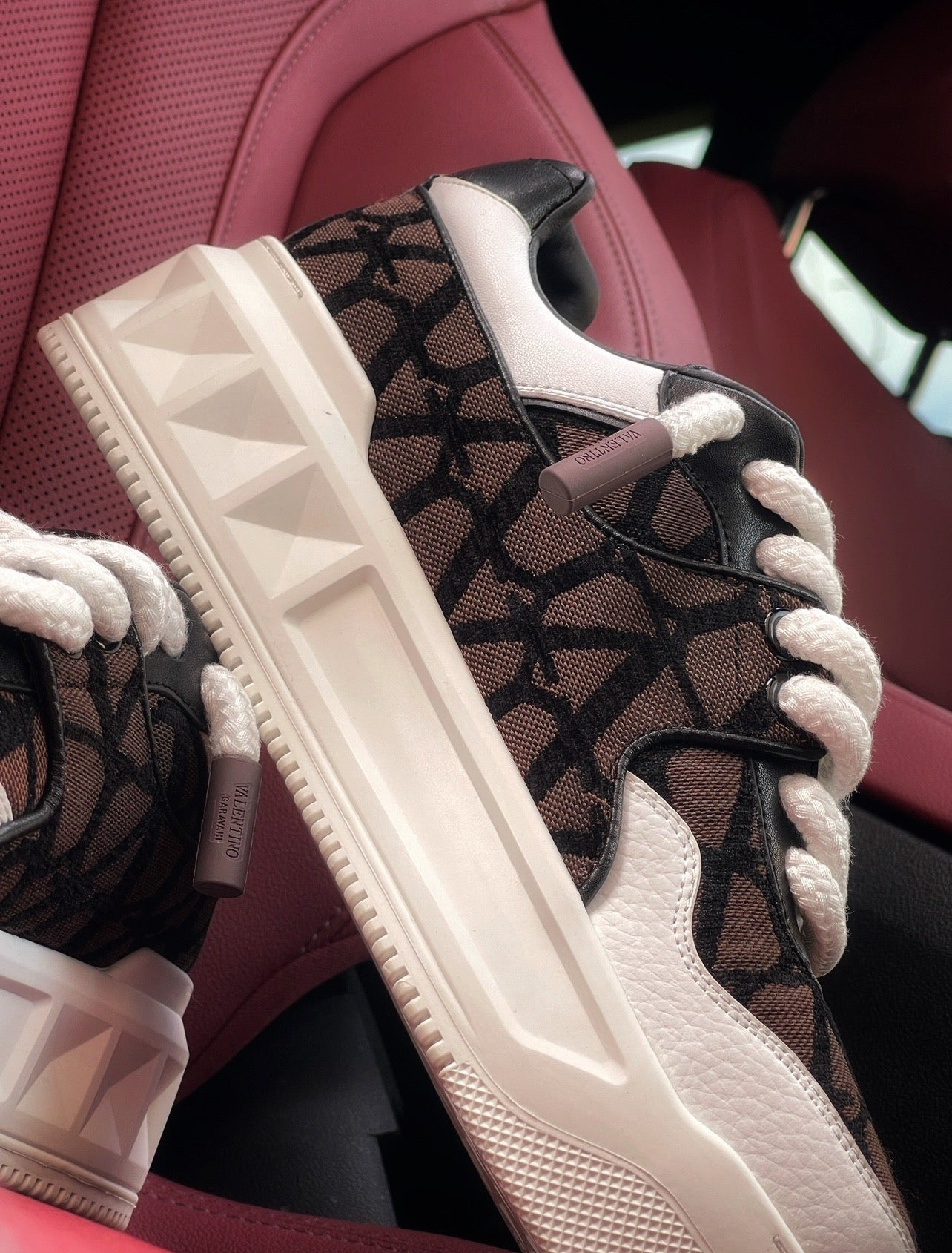 Valentino One Stud
