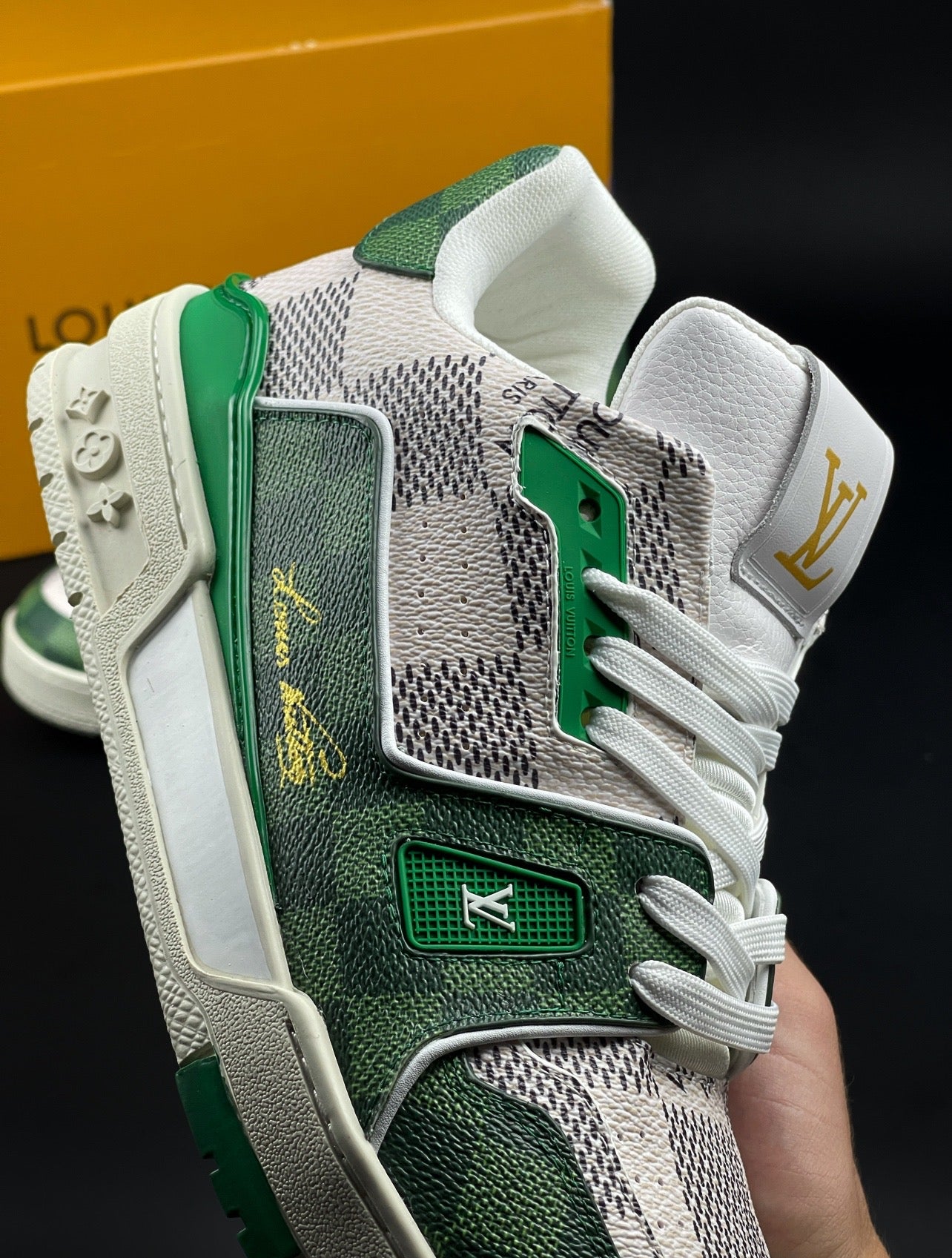 LOUIS VUITTON TRAINER DRIPLOCKER.BG