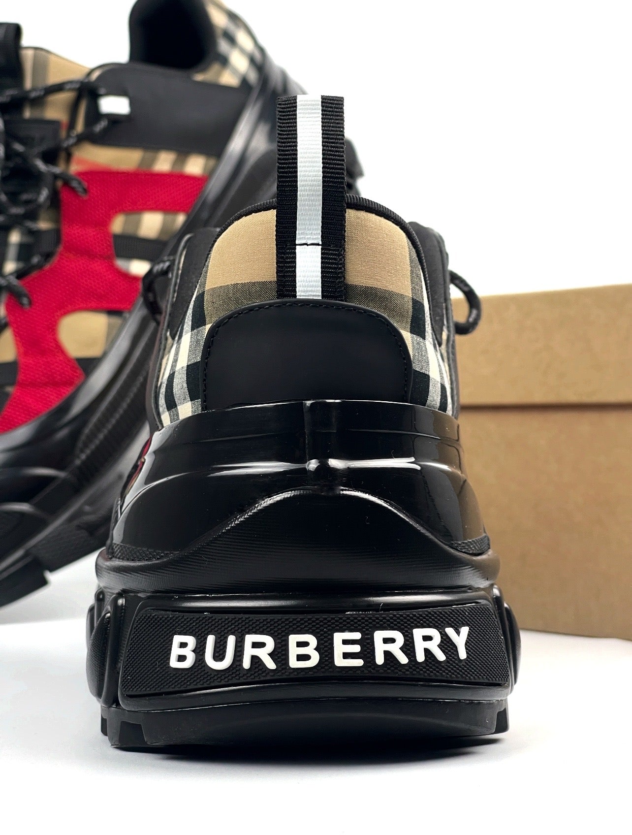 Burberry Arthur