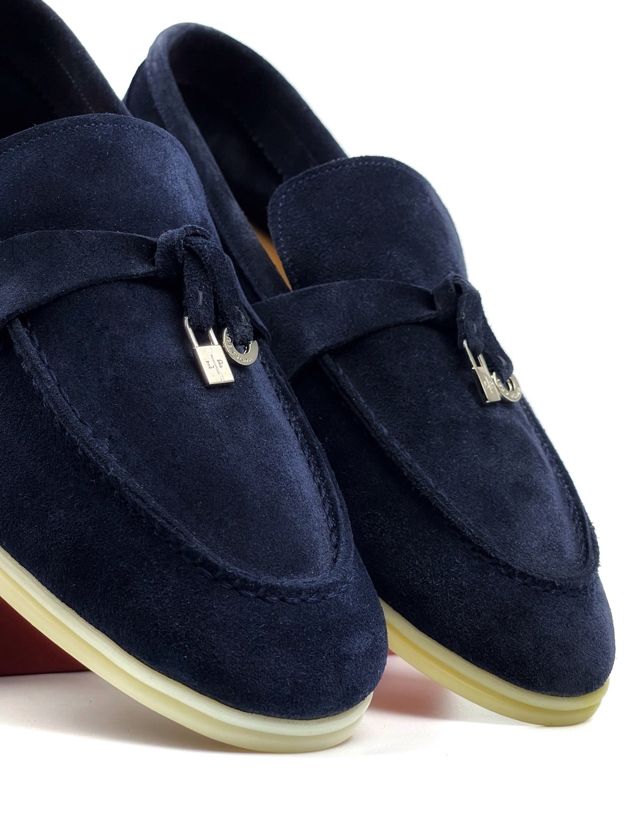Loro Piana bleumarin