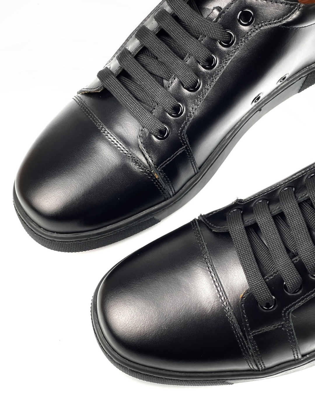 Louboutin Piele Neagră