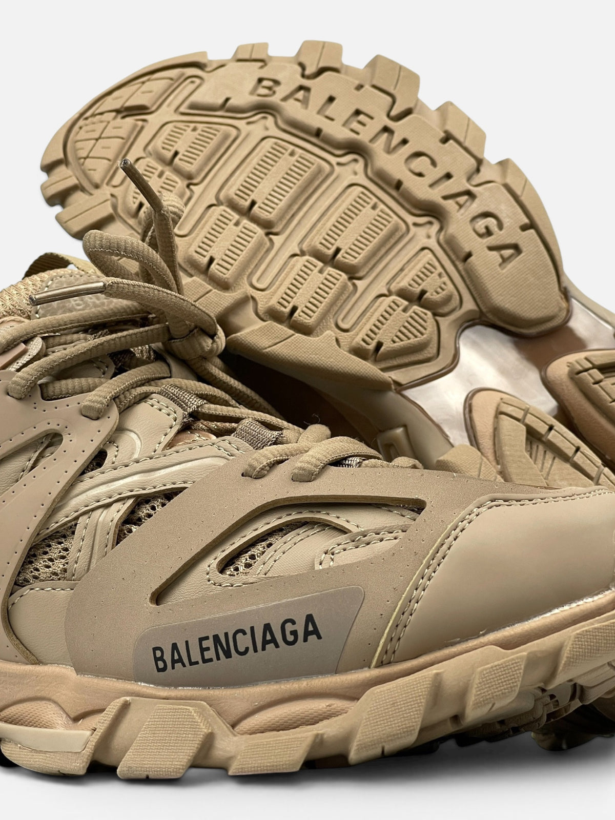 BALENCIAGA TRACK