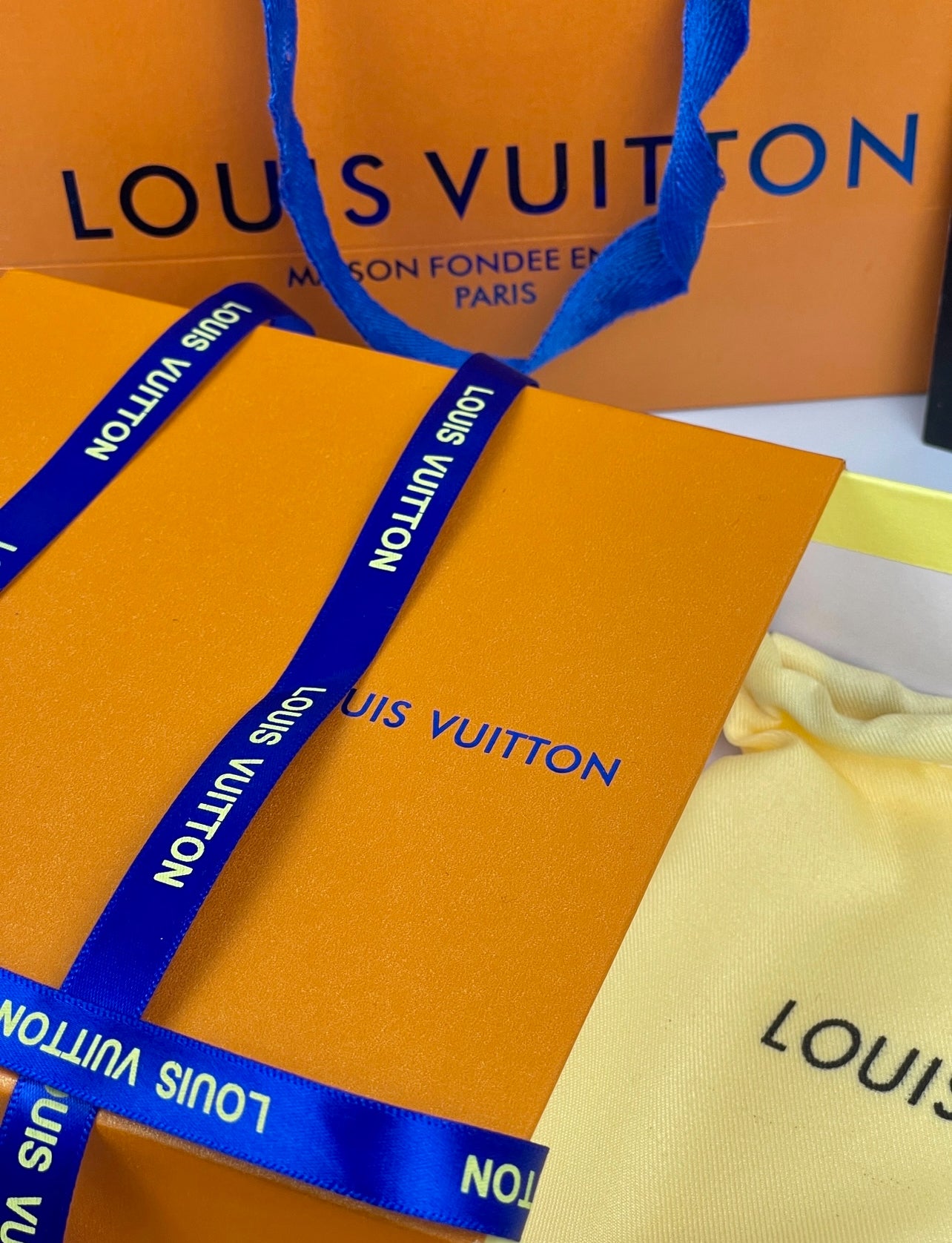 LOUIS VUITTON BELT DRIPLOCKER.BG