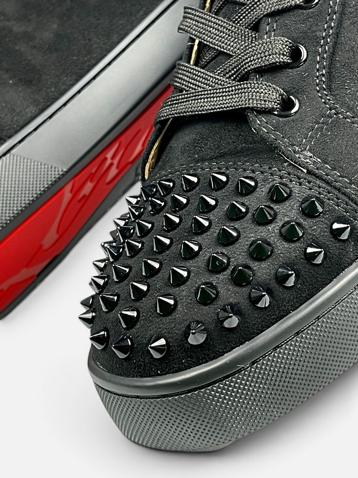 Louboutin Velur Negru