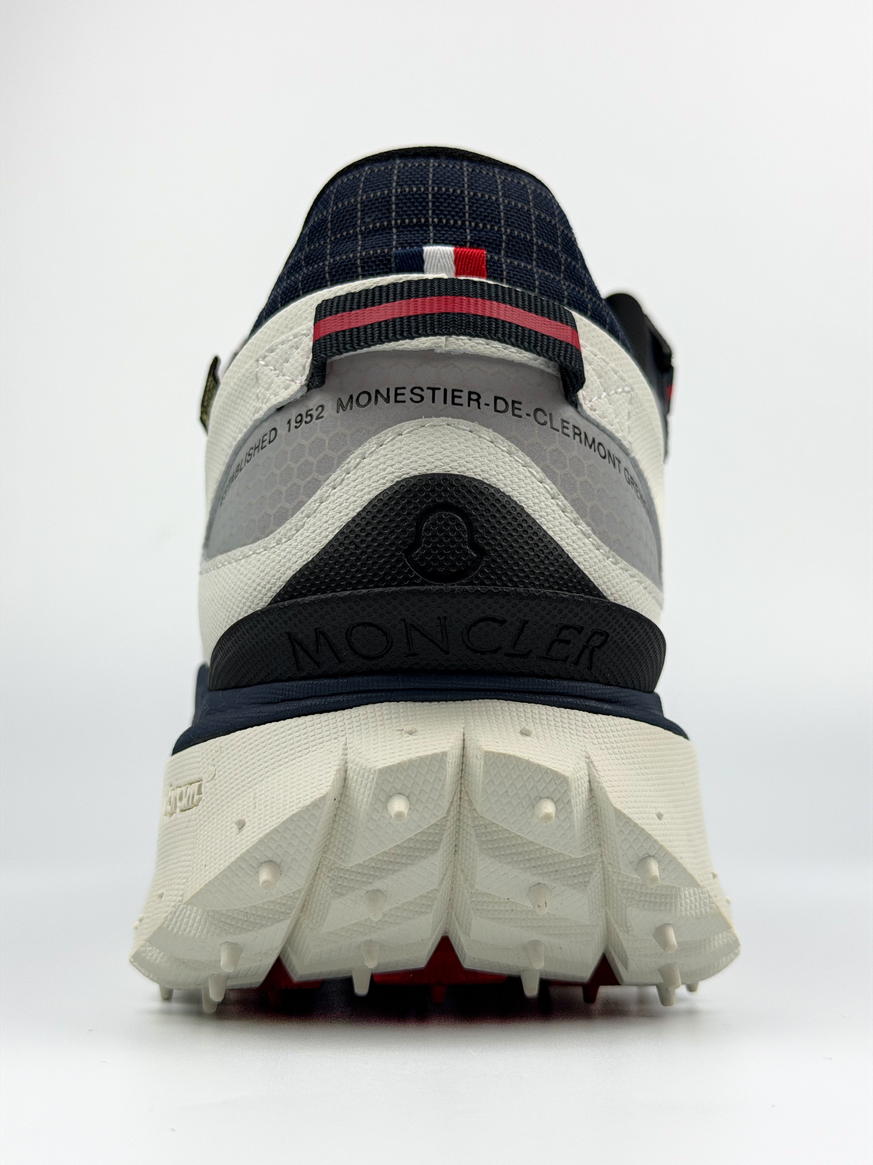 Adidași Moncler